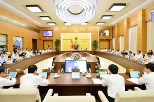 Một phiên họp của Ủy ban Thường vụ Quốc hội