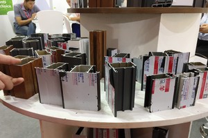 Ngành nhôm “ngấm dịch”