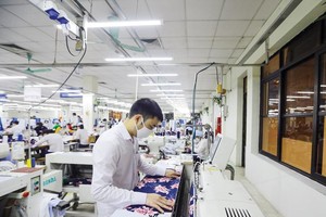 Để hưởng ưu đãi từ EVFTA, các doanh nghiệp phải đầu tư khâu nguyên liệu nhằm đáp ứng quy tắc xuất xứ. Ảnh: Đức Thanh