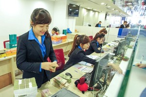 Cơ cấu nguồn thu của các ngân hàng đã cải thiện mạnh mẽ những năm gần đây. Ảnh: Đức Thanh