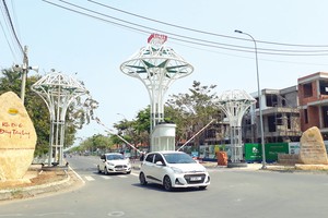 Khu đô thị Đông Tăng Long từng được nhắc đến với cái tên khu đô thị “ma” nhưng hiện tại đã dần sôi động trở lại. Ảnh: Việt Dũng