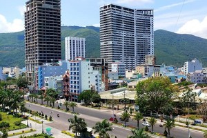 Dịch Covid-19 đang khiến nhiều doanh nghiệp bất động sản phải hủy kế hoạch bán căn hộ nghỉ dưỡng.