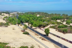 Tổ hợp du lịch nghỉ dưỡng giải trí NovaWorld Hồ Tràm có quy mô khoảng 1000 ha thuộc huyện Xuyên Mộc tỉnh Bà Rịa Vũng Tàu 