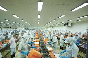 Doanh nghiệp mong muốn Chính phủ có các khoản hỗ trợ để tồn tại. Ảnh: Đức Thanh