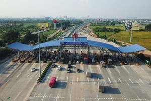 Cơ chế chia sẻ rủi ro đối với các dự án thực hiện theo phương thức đối tác công tư (PPP) là vấn đề được nhiều bàn thảo nhiều khi cho ý kiến về Dự án Luật PPP (Ảnh: Dũng Minh)