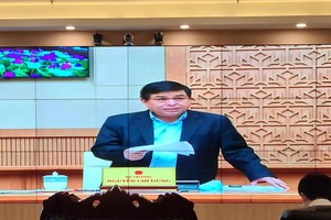 Bộ trưởng Nguyễn Chí Dũng: Sớm chuẩn bị kịch bản và có giải pháp vực dậy nền kinh tế sau dịch