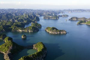 Cát Bà ốc đảo thần tiên