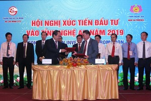 Trong một sự kiện Nghệ An xúc tiến đầu tư tại TP Hồ Chí Minh, tỉnh này kêu gọi doanh nghiệp TP. Hồ Chí Minh đầu tư vào 117 dự án trọng điểm vào Nghệ An. Ảnh minh họa