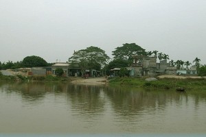 Bến phà Quang Thanh - nơi sẽ được 02 địa phương Hải Phòng và Hải Dương xây cầu mới với 398,6 tỷ đồng