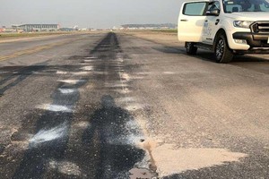 Việc sớm triển khai thực hiện 2 dự án cải tạo, nâng cấp đường cất hạ cánh vào cuối tháng 6/2020 hoặc đầu tháng 7/2020) là cần thiết, đặc biệt vào thời điểm này tần suất khai thác các chuyến bay tại 2 cảng hàng không là rất thấp do ảnh hưởng của đại dịch Covid-19.