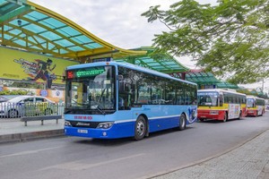 Từ ngày 4/5, toàn bộ xe buýt trên địa bàn Hà Nội hoạt động trở lại