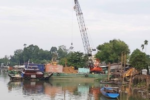 Dự án Bờ kè đường ven sông Cái (TP.Biên Hòa) giải ngân vốn đầu tư chậm vì đền bù giải phóng mặt bằng. Ảnh; Ngọc Tuấn