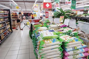 Nỗi lo giảm “quá mức” thói quen mua sắm, tiêu dùng của xã hội, lần đầu tiên được “điểm mặt, chỉ tên” một cách rõ ràng.