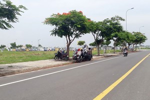 Các công ty môi giới đổ quân ra thị trường tìm khách ngay sau dịch