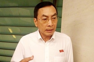Ông Phạm Văn Hòa, Ủy viên Ủy ban Pháp luật của Quốc hội.