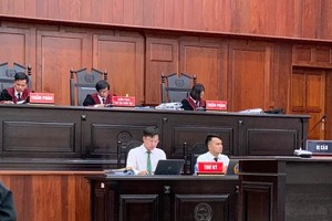 Đại án ngân hàng vẫn dậy sóng pháp đình