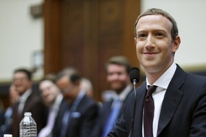 CEO Facebook Mark Zuckerberg đang nắm trong tay quá nhiều quyền lực nguy hiểm. Ảnh: Getty Images.