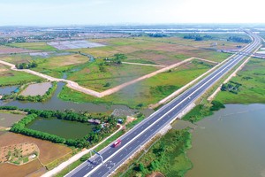 Cao tốc Hải Phòng - Hạ Long đi qua thị xã Quảng Yên đã tăng sức hút của các KCN trong KKT Quảng Yên