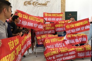 Vẫn “dài cổ” chờ sổ hồng chung cư