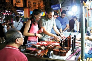 Phát triển sản phẩm du lịch về đêm được xem là một trong những giải pháp hấp dẫn du khách nội địa và quốc tế khi Covid-19 được kiểm soát. Ảnh: Hồ Hạ