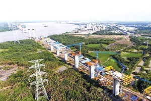 Nhiều gói thầu xây lắp tại Dự án Xây dựng đường cao tốc Bến Lức - Long Thành chưa thể hoàn thành theo kế hoạch.
