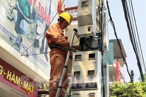 Việc bổ sung biện pháp cưỡng chế ngừng cung cấp các dịch vụ điện, nước trong xử lý vi phạm hành chính vẫn còn nhiều ý kiến khác nhau.
