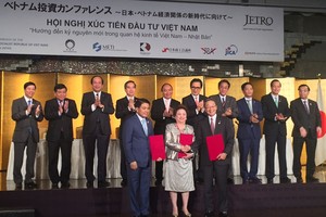 Thủ tướng chứng kiến lễ ký phát triển thành phố thông minh giá trị hơn 4 tỷ USD