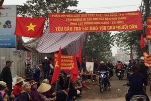 Dân tập trung ra đường sáng 21/1 để phản đối