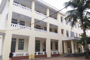 Đạm Cà Mau khánh thành trường Tiểu học Thị trấn Cẩm Xuyên – Hà Tĩnh   