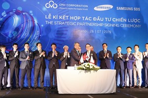 Samsung SDS và Tập đoàn CMC ký hợp đồng hợp tác đầu tư chiến lược
