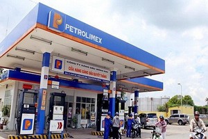 Dự trữ tồn kho lớn, Petrolimex (PLX) ước lỗ quý I/2020 hơn 500 tỷ đồng