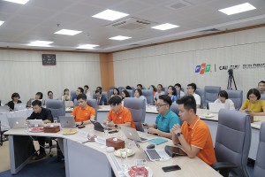 6 tháng, FPT tăng trưởng lợi nhuận 14%