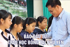 Báo Đầu tư trao học bổng tại Phú Yên ngay đầu năm học mới