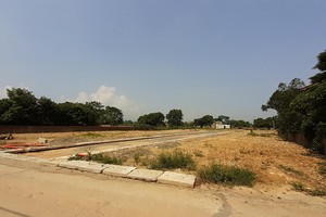 Đất nền phân lô đang là sản phẩm được mua đi, bán lại nhiều. Ảnh: Thành Nguyễn.