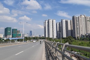 Rao bán chung cư và đất nền tăng đột biến ở cả Hà Nội và TP.HCM. Ảnh: Thành Nguyễn.