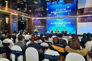 Đại hội đồng cổ đông bất thường của CEN LAND diễn ra trong bối cảnh cổ phiếu CRE đang thăng hoa. Ảnh: Thành Nguyễn.