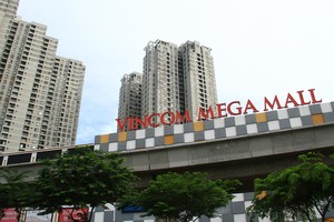 Các trung tâm bán lẻ TP.HCM đang phục hồi mạnh mẽ. Ảnh: Thành Nguyễn.