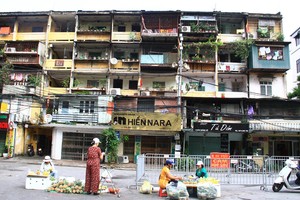 Một chung cư cũ khu Thành Công, Hà Nội. Ảnh Thành Nguyễn.