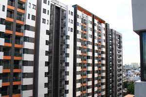 Giấc mơ an cư ngày càng khó thành hiện thực với người trẻ tại TP.HCM. Ảnh: Bình Minh.