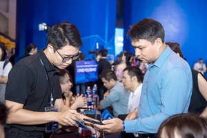 Trải nghiệm công nghệ môi giới địa ốc trên nền tảng số tại sự kiện.