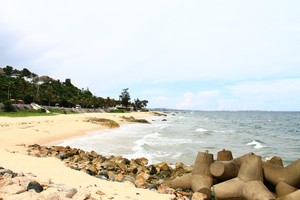 Lấn biển có thể mở ra nhiều cơ hội cho các dự án du lịch nghỉ dưỡng quy mô lớn. Ảnh: Bình Minh.