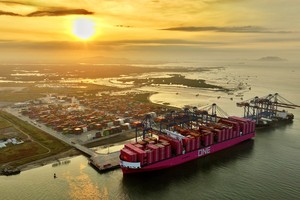 Ngành logistics Việt Nam đang đứng trước cơ hội chuyển đổi mạnh mẽ và có thể tham khảo các bài học thành công từ những quốc gia trong khu vực. 