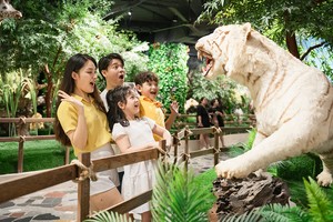 Chơi Tết với “Thiên mã khai Xuân”