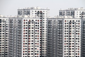 Trong bối cảnh nhiều biến động, bất động sản sẽ là kênh trú ẩn tài sản được quan tâm. Ảnh: Bình Minh.