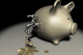 Thị trường tài chính 24h: Tiền "rẻ" đổ vào cổ phiếu và trái phiếu