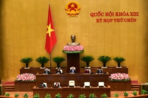 Khai mạc kỳ họp thứ 9: Kinh tế đang từng bước phục hồi và phát triển