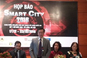 "Mua nhà với giá 100.000 đồng" tại triển lãm Smart city 2016