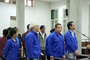 Vụ lừa đảo 120 tỷ: Hàng trăm nhà đầu tư mắc bẫy siêu lãi suất 300%