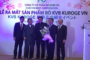 Ông Đặng Văn Thành ra mắt lứa bò Kobe đầu tiên sản xuất tại Việt Nam 