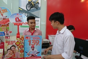 Doanh số cho vay mua xe máy của Home Credit tăng 60% trong nửa đầu năm 2017